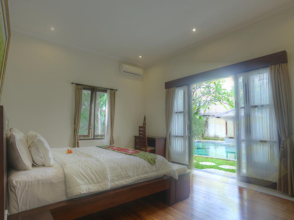 Villa Fanisa Кута Стая снимка
